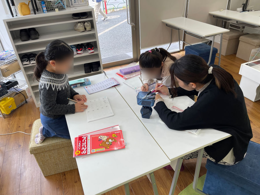 自分のペースで学習に取り組む様子。